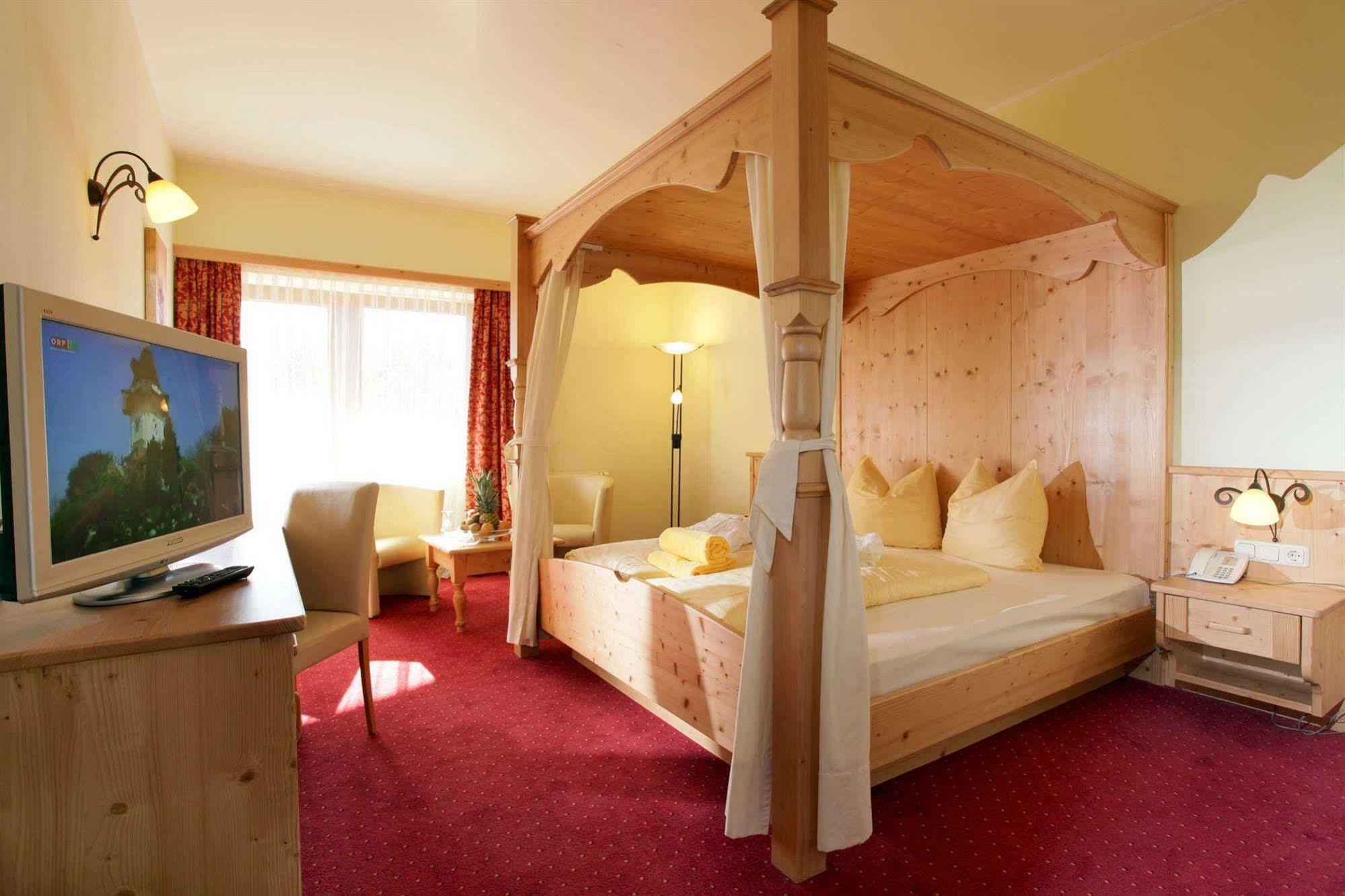 Alpenhof Brixen Hotel Brixen im Thale Eksteriør billede