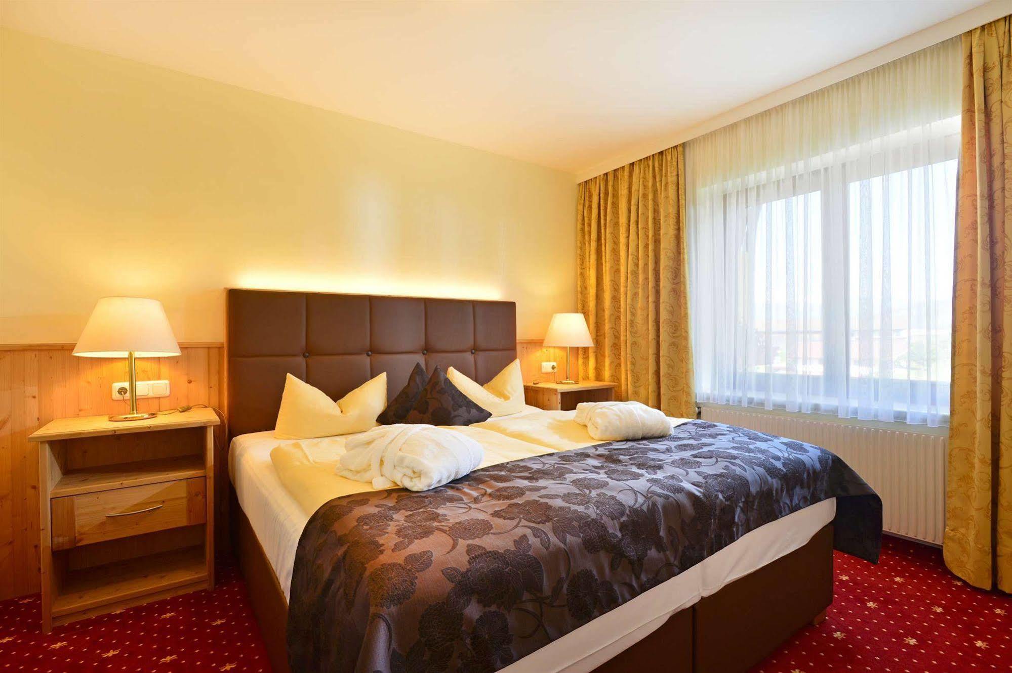 Alpenhof Brixen Hotel Brixen im Thale Eksteriør billede